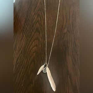 Long rose gold feather necklace